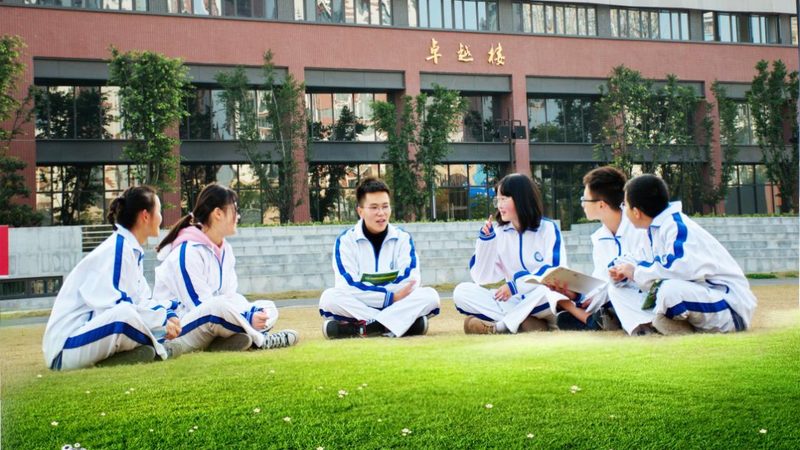 成都电子配件批发市场：揭秘选购之道